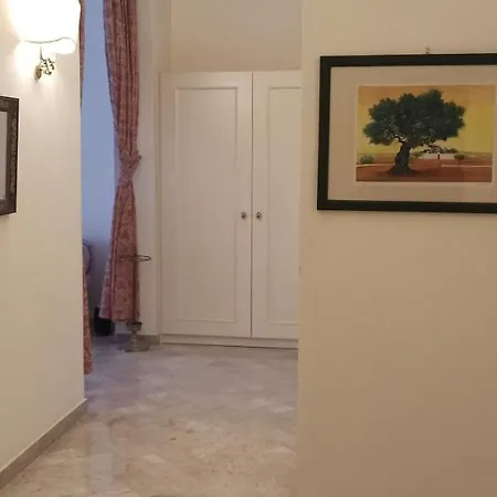 Piccinni House