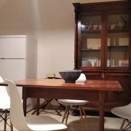 Piccinni House Pensjonat *