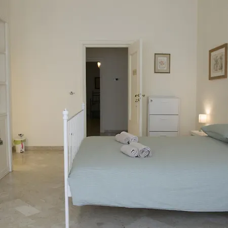 Piccinni House * Bari